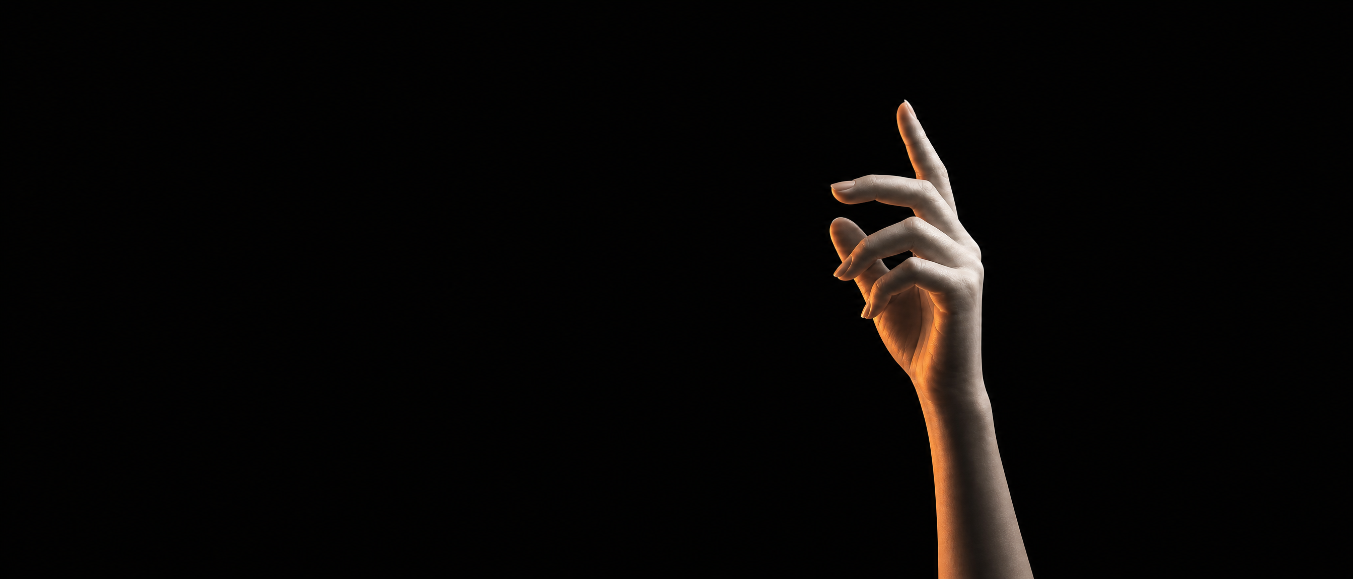 Eine skulpturale Hand mit warmem Kantenlicht, umgeben von acht Leistungs-Symbolen